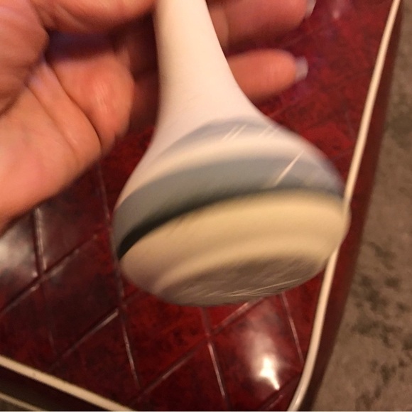 Pottery Gray Feathers 98 - Picture 4 of 9